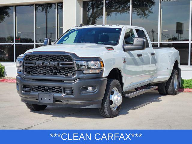 2023 RAM 3500 Tradesman Crew Cab 4x4 8 Box