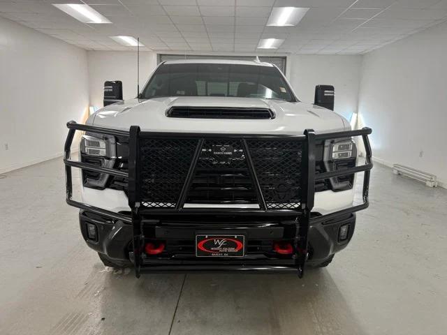 2025 Chevrolet Silverado 2500HD 4WD Crew Cab Standard Bed LTZ