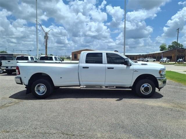 2024 RAM 3500 Tradesman Crew Cab 4x4 8 Box