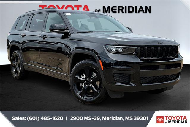 2023 Jeep Grand Cherokee L Altitude 4x2