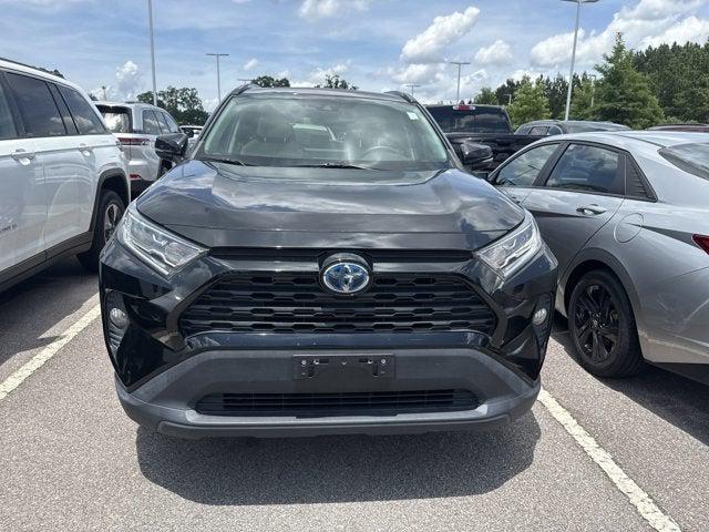 2020 Toyota RAV4 Hybrid XLE