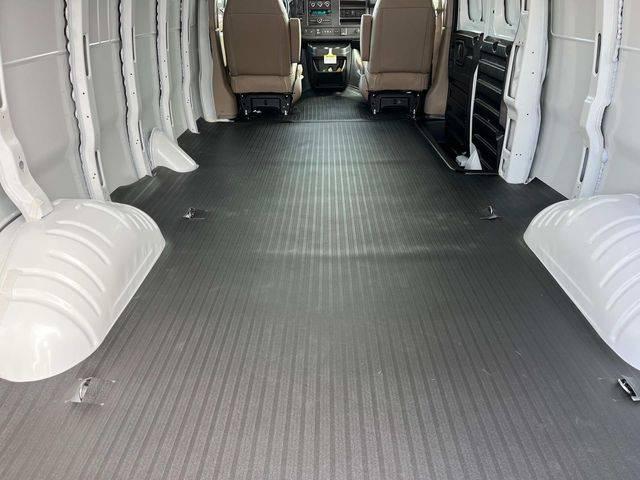 2025 GMC Savana Cargo RWD 2500 Extended Wheelbase Work Van
