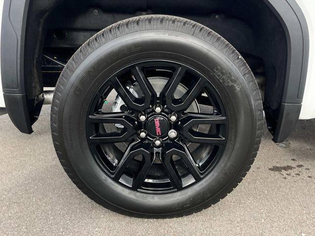 2025 GMC Sierra 1500 4WD Crew Cab Short Box Elevation with 3SB