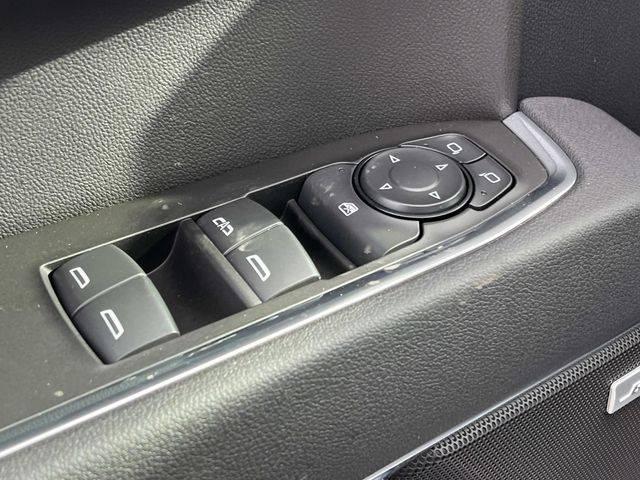 2025 GMC Sierra 1500 4WD Crew Cab Short Box Elevation with 3SB