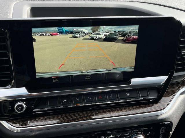 2025 GMC Sierra 1500 4WD Crew Cab Short Box Elevation with 3SB