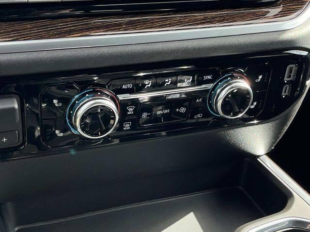 2025 GMC Sierra 1500 4WD Crew Cab Short Box Elevation with 3SB
