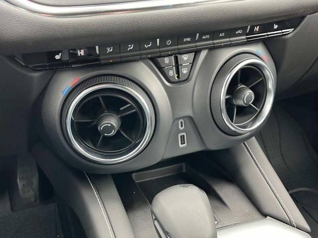 2025 Chevrolet Blazer AWD 3LT