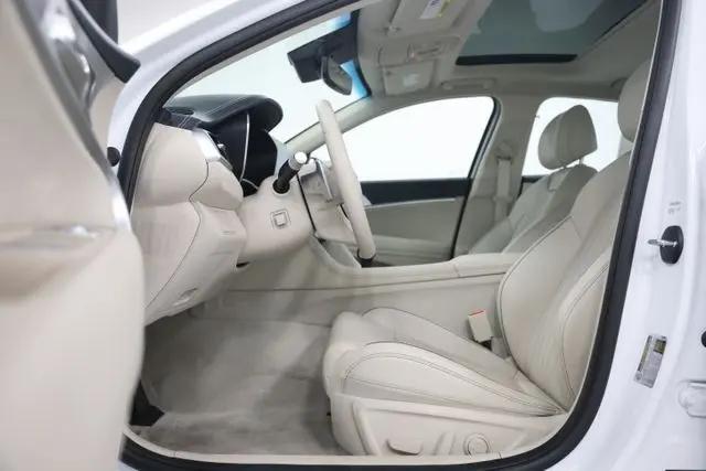 2026 Genesis G70 2.5T AWD Prestige