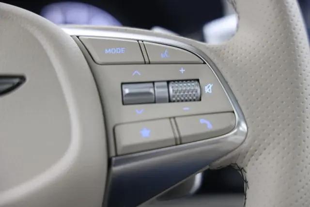 2026 Genesis G70 2.5T AWD Prestige