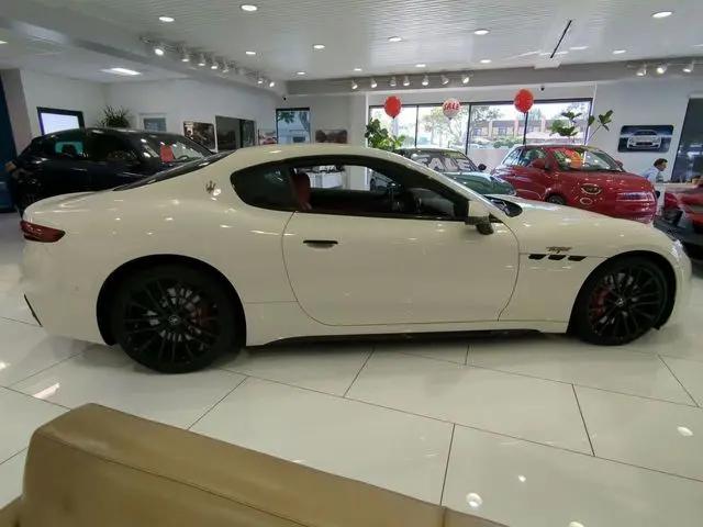 2024 Maserati GranTurismo Trofeo