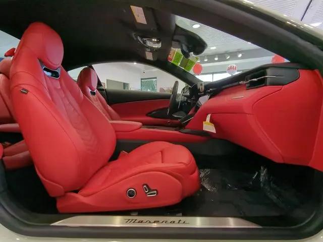 2024 Maserati GranTurismo Trofeo