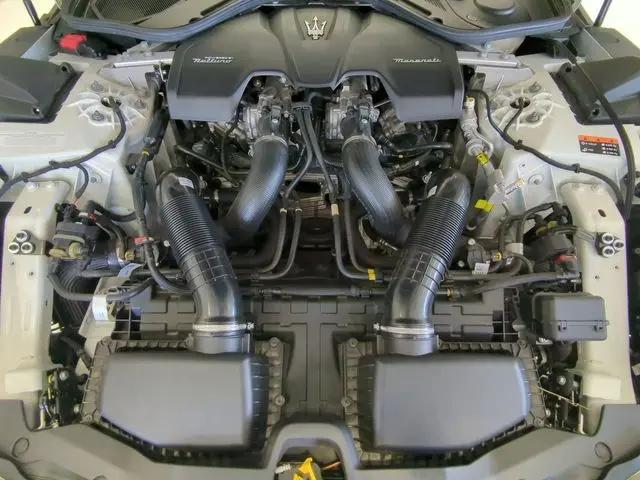2024 Maserati GranTurismo Trofeo