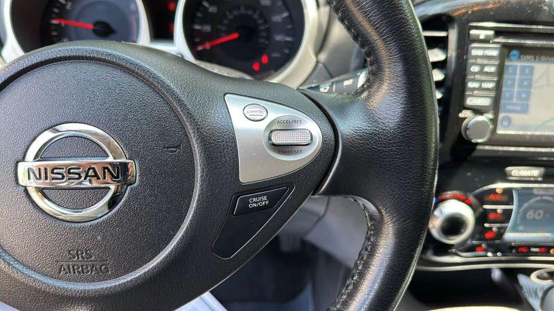 2017 Nissan JUKE SL