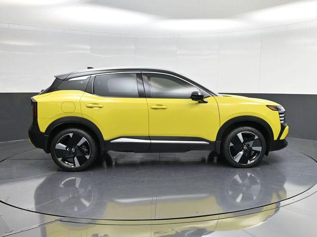 2025 Nissan Kicks SR FWD