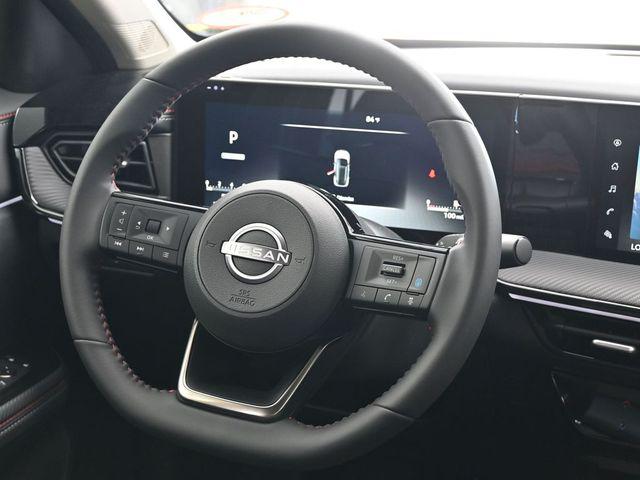2025 Nissan Kicks SR FWD