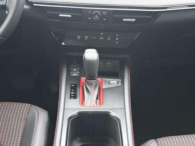 2025 Nissan Kicks SR FWD