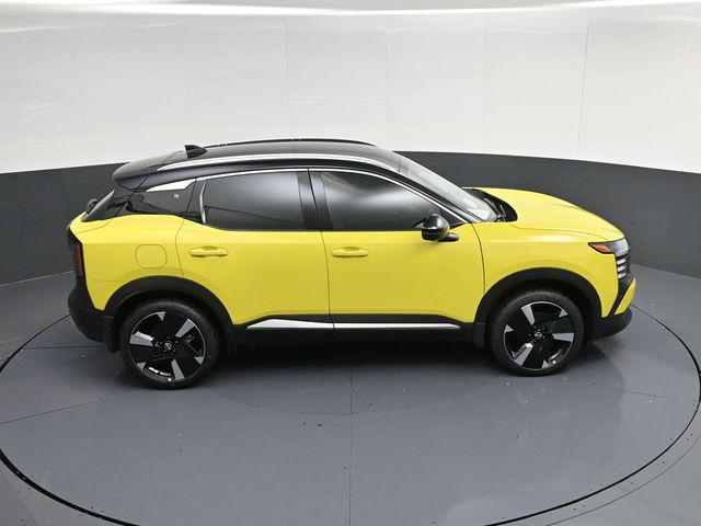 2025 Nissan Kicks SR FWD