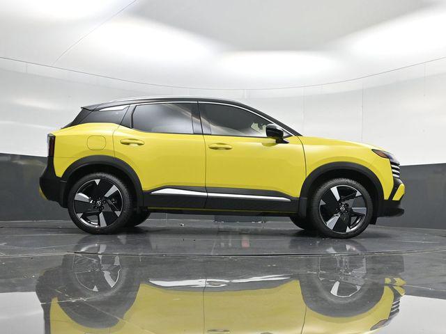 2025 Nissan Kicks SR FWD