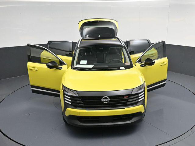 2025 Nissan Kicks SR FWD