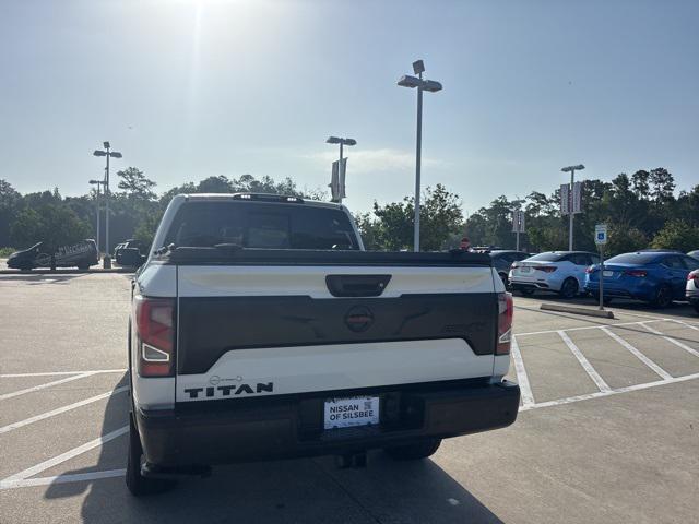 2021 Nissan Titan Crew Cab PRO-4X 4x4