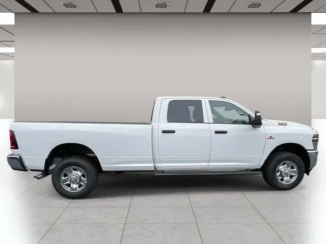 2025 Ram 2500 Tradesman Crew Cab 4x4 8' Box