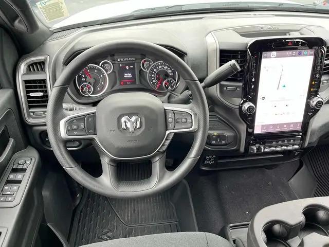 2025 Ram 2500 Tradesman Crew Cab 4x4 8' Box