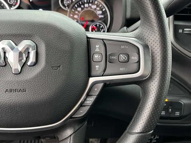 2025 Ram 2500 Tradesman Crew Cab 4x4 8' Box
