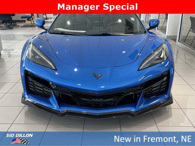 2025 Chevrolet Corvette E-Ray RWD Coupe 3LZ