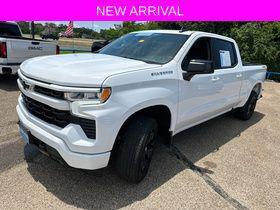 2024 Chevrolet Silverado 1500 4WD Crew Cab Standard Bed RST