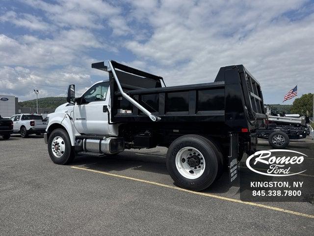 2025 Ford F-750 F-750 SD Diesel Straight Frame