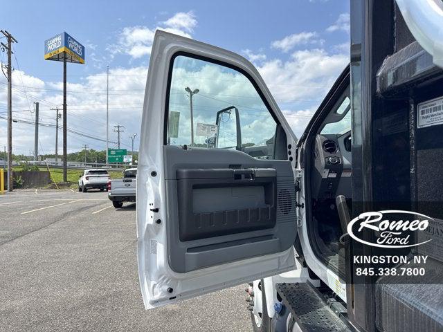 2025 Ford F-750 F-750 SD Diesel Straight Frame