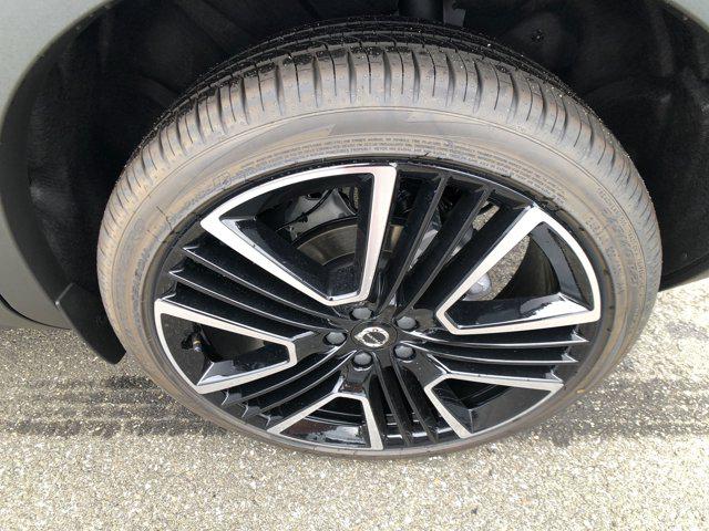 2026 Volvo XC40 B5 Ultra