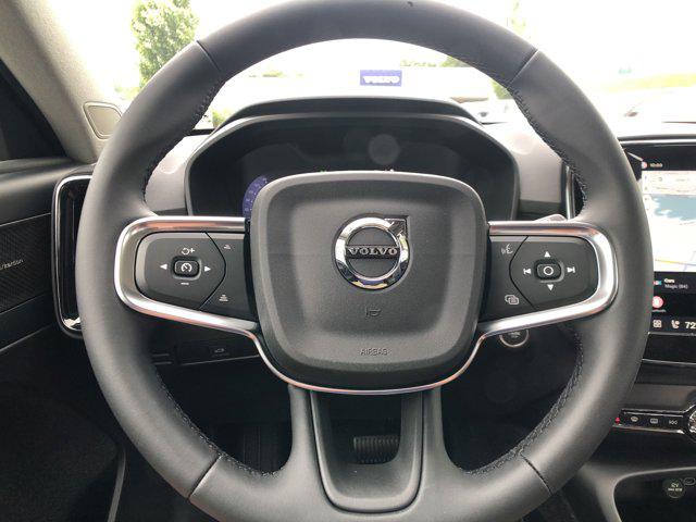2026 Volvo XC40 B5 Ultra