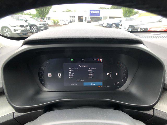 2026 Volvo XC40 B5 Ultra