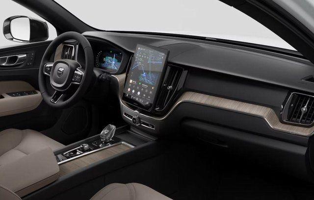 2026 Volvo XC60 B5 Plus