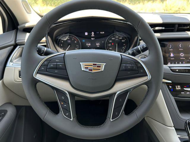 2025 Cadillac XT5 FWD Premium Luxury