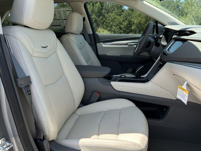2025 Cadillac XT5 FWD Premium Luxury