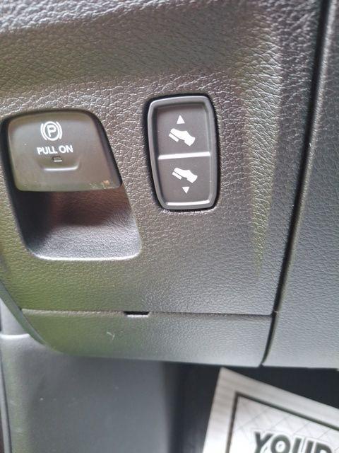 2025 Ram 1500 Big Horn Crew Cab 4x4 64 Box