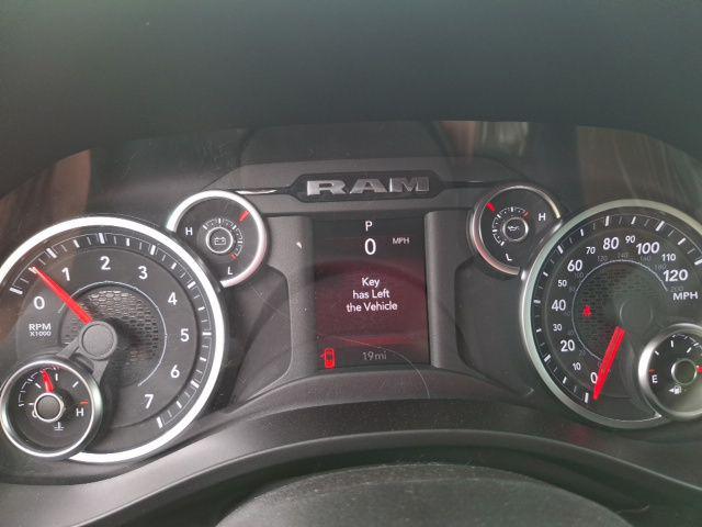 2025 Ram 1500 Big Horn Crew Cab 4x4 64 Box