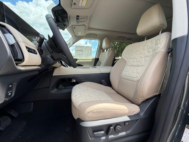 2025 Nissan Armada Platinum Reserve 4WD