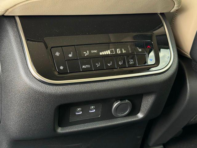 2025 Nissan Armada Platinum Reserve 4WD