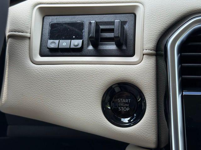 2025 Nissan Armada Platinum Reserve 4WD