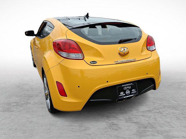 2014 Hyundai Veloster Base w/Black