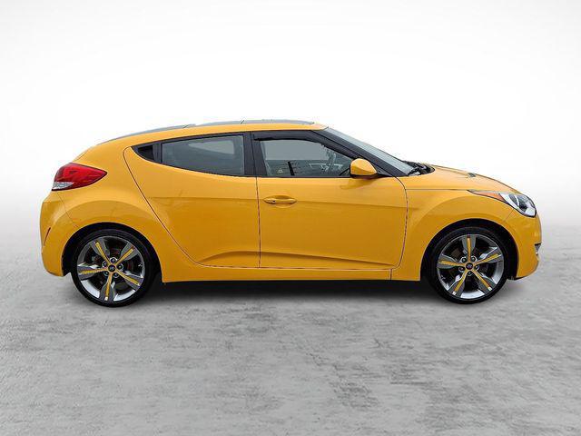 2014 Hyundai Veloster Base w/Black