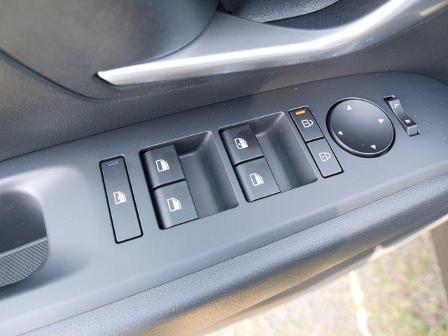 2025 Hyundai Santa Cruz SE