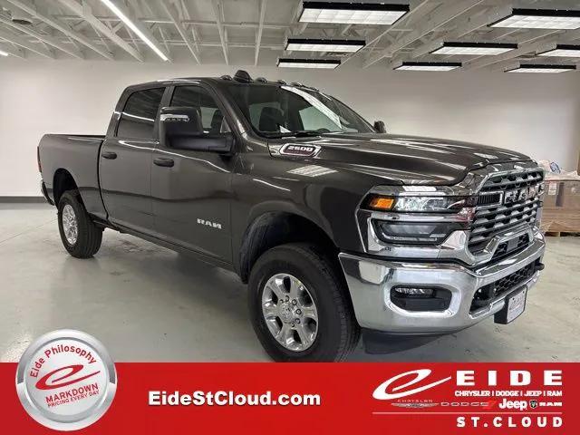 2025 RAM Ram 2500 RAM 2500 BIG HORN CREW CAB 4X4 64 BOX 2025 RAM Ram 2500 RAM 2500 BIG HORN CREW CAB 4X4 64 BOX