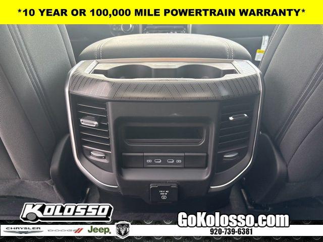 2026 Ram 1500 Big Horn Crew Cab 4x4 5'7" Box