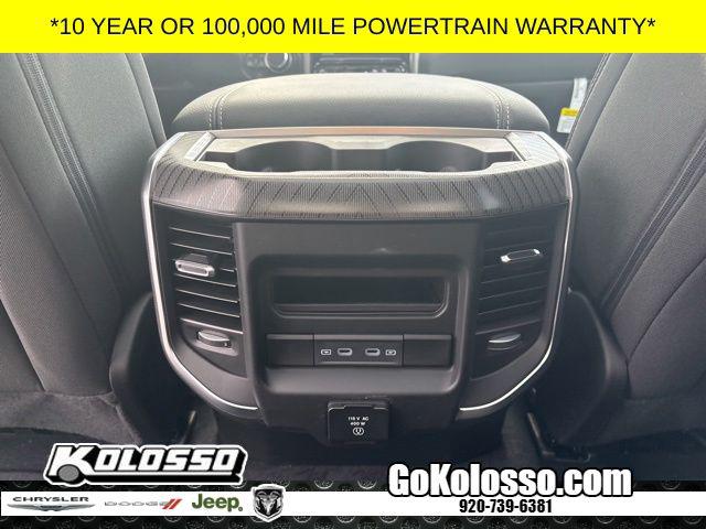 2026 Ram 1500 Big Horn Crew Cab 4x4 5'7" Box