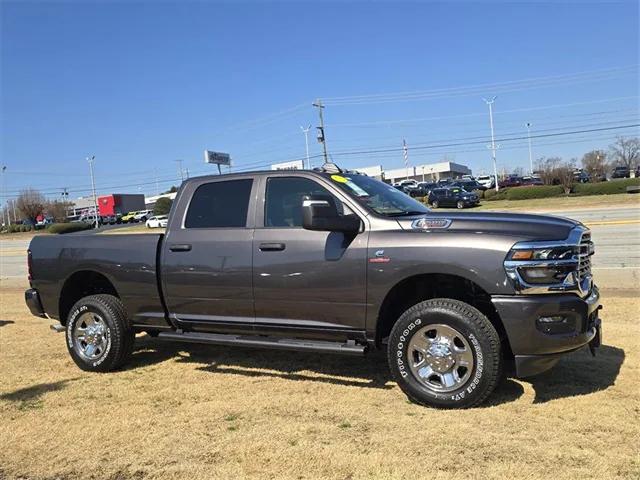 2025 RAM Ram 2500 RAM 2500 TRADESMAN CREW CAB 4X4 64 BOX