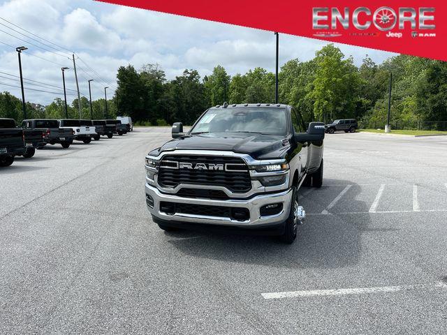 2025 RAM Ram 3500 RAM 3500 BIG HORN CREW CAB 4X4 8 BOX
